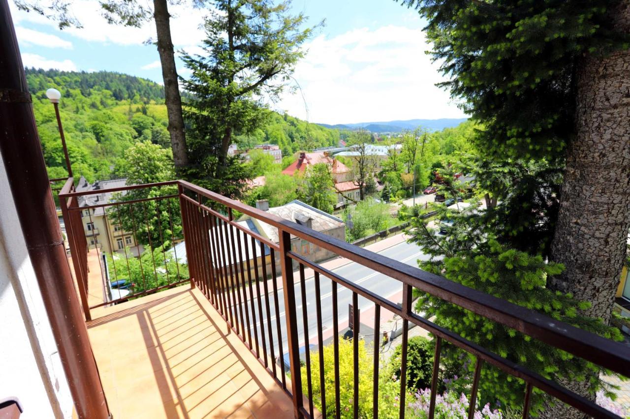 Domy Wczasowe Tryumfy Bed & Breakfast Krynica Zdroj Dış mekan fotoğraf