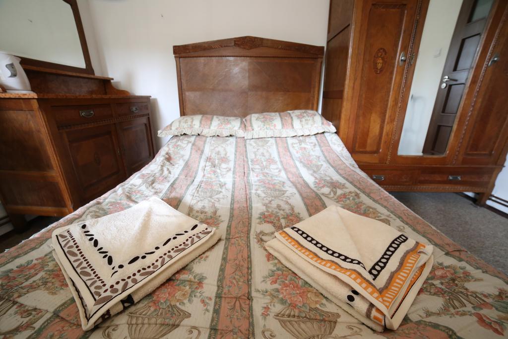 Domy Wczasowe Tryumfy Bed & Breakfast Krynica Zdroj Oda fotoğraf