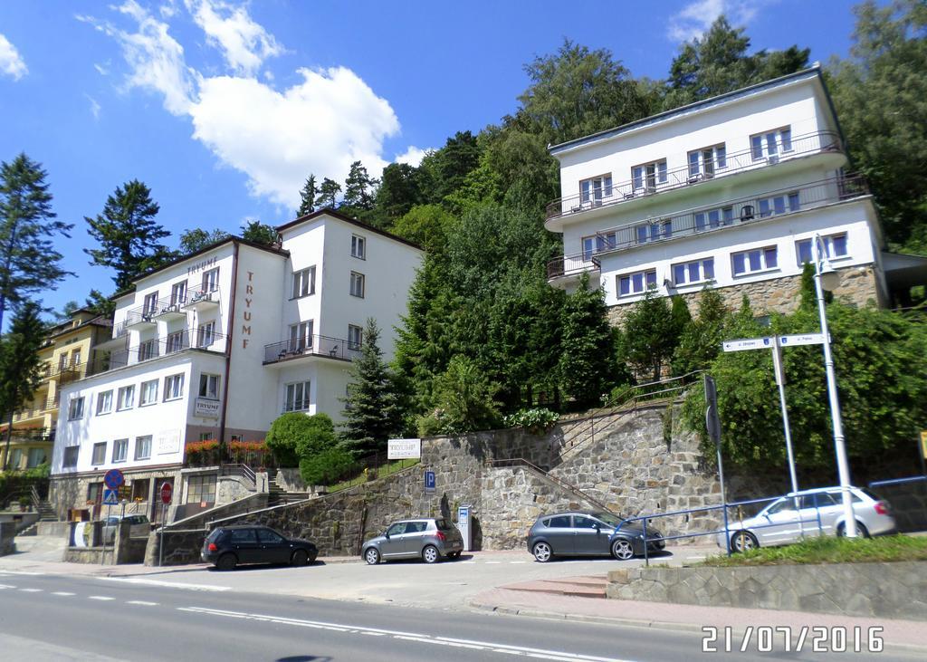 Domy Wczasowe Tryumfy Bed & Breakfast Krynica Zdroj Dış mekan fotoğraf