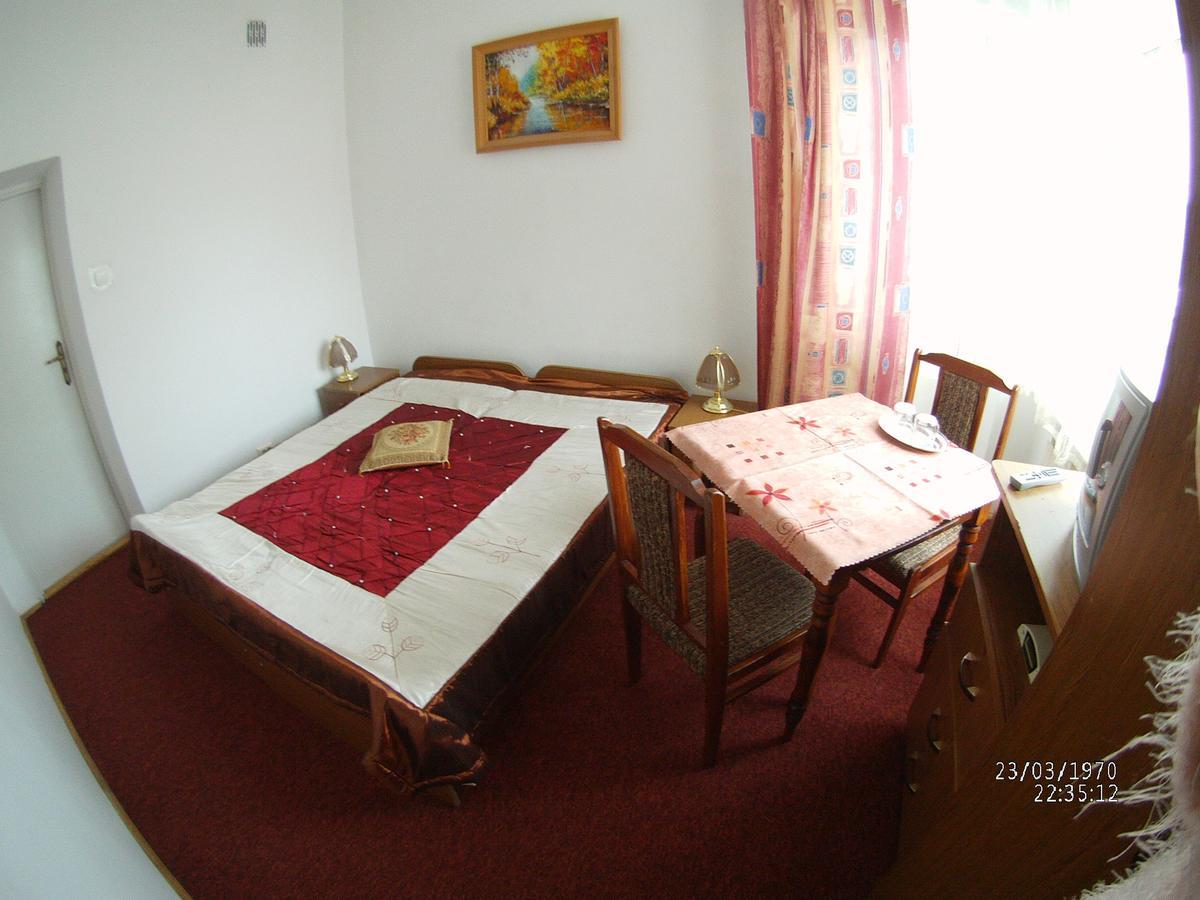 Domy Wczasowe Tryumfy Bed & Breakfast Krynica Zdroj Dış mekan fotoğraf
